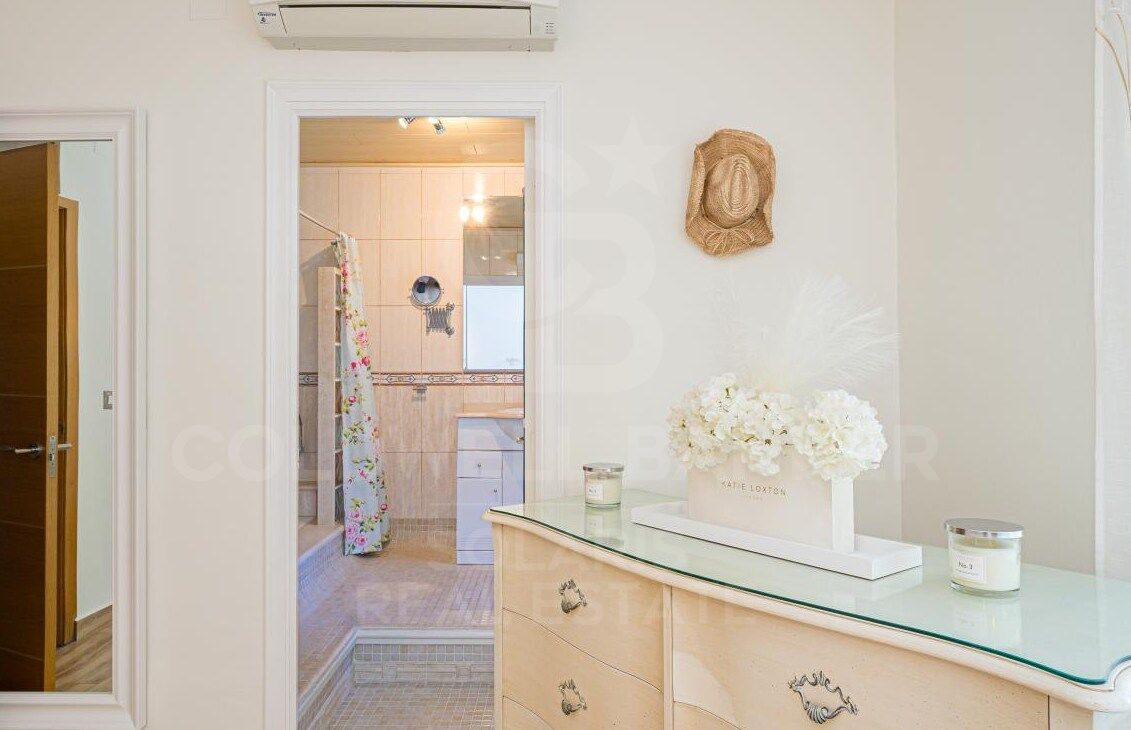 Villa de ensueño en Moraira con licencia turística y vistas panorámicas - exclusiva oportunidad de inversión y estilo de vida