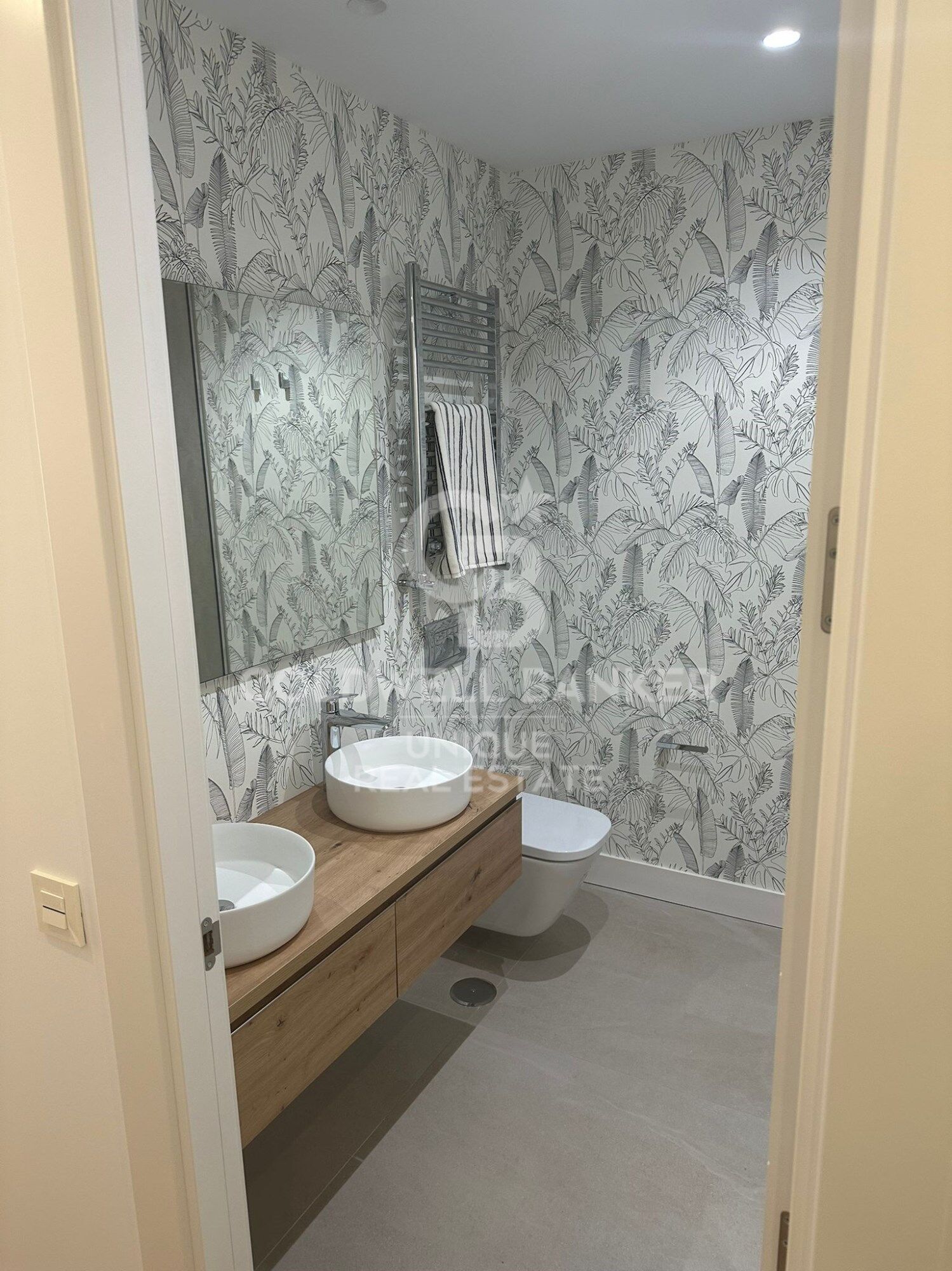 Exclusive 4-bedroom flat with terrace in the Salamanca neighbourhood