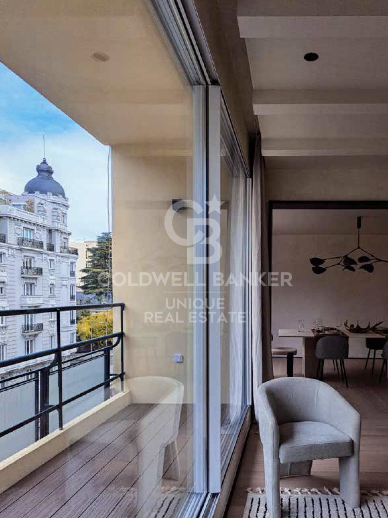 Exklusive brandneue Wohnung mit 4 Schlafzimmern und Terrasse in Almagro, Madrid