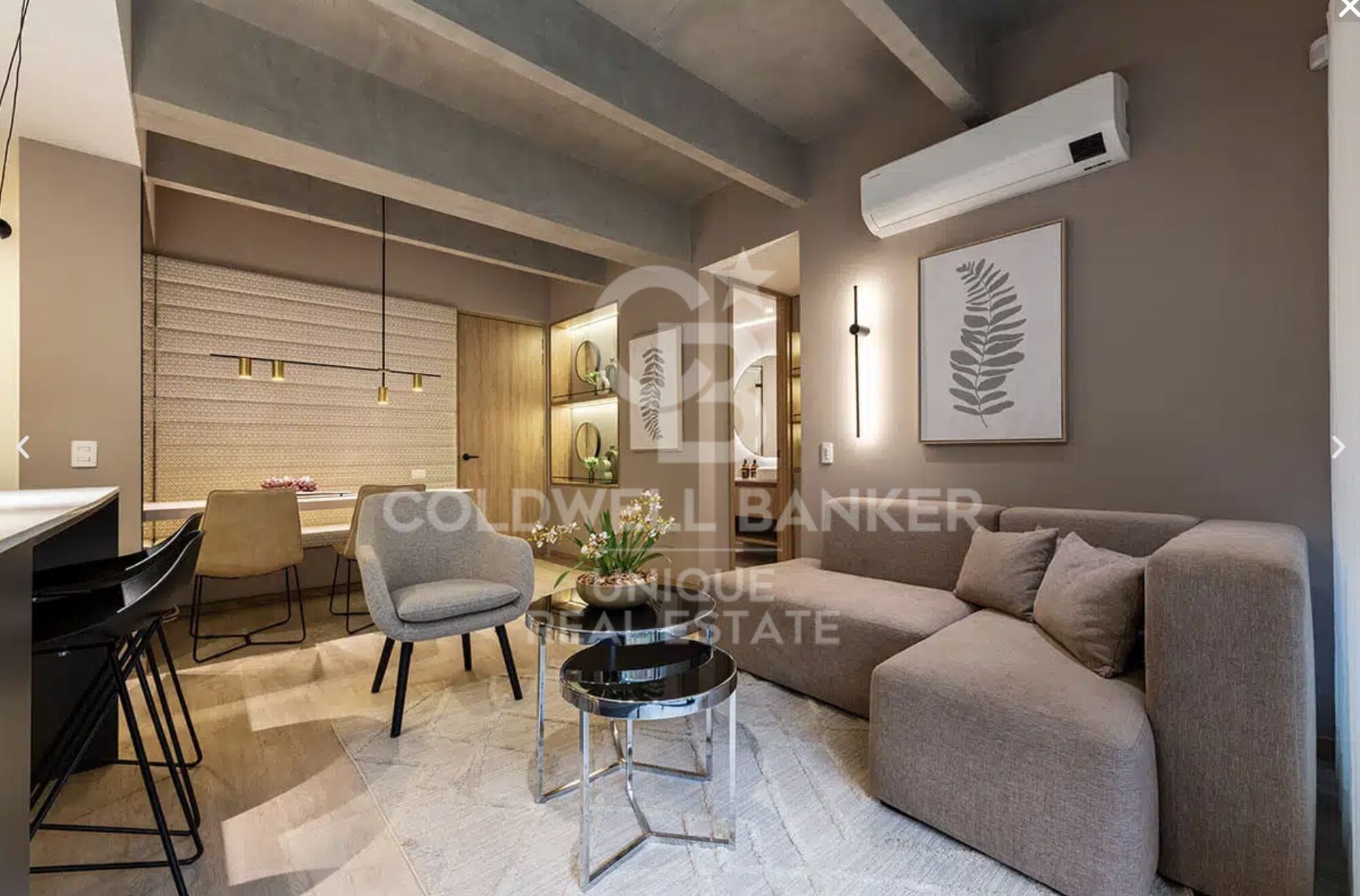 Apartment with spectacular views of the parks of the university city