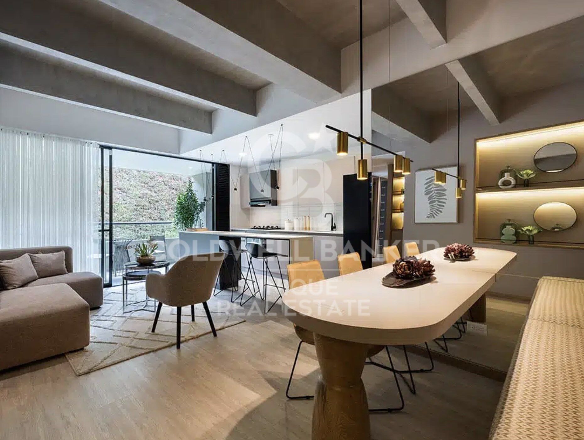 Apartment with spectacular views of the parks of the university city