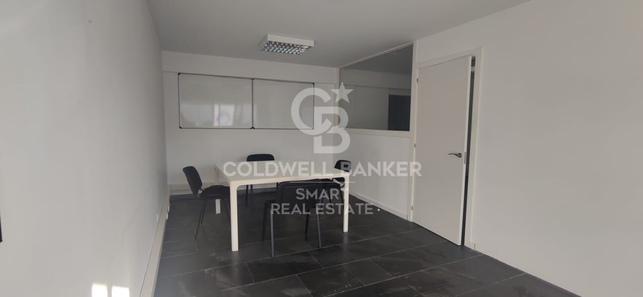 Oficinas en alquiler en la Avenida V - Pocomaco (A Coruña)