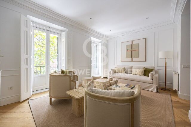 Piso de 3 habitaciones y 2 baños en Recoletos