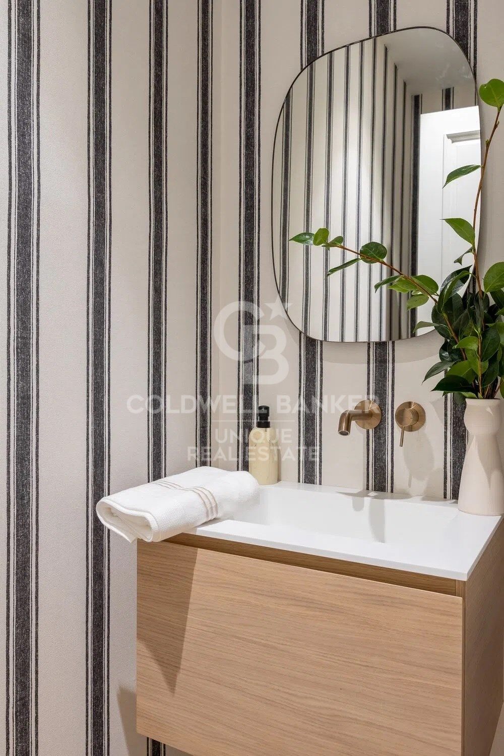 Apartment mit 4 Schlafzimmern und 5 Bädern in Barrio de Salamanca