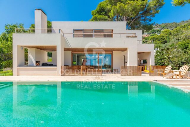 Chalet 5 Bedrooms Sale Begur