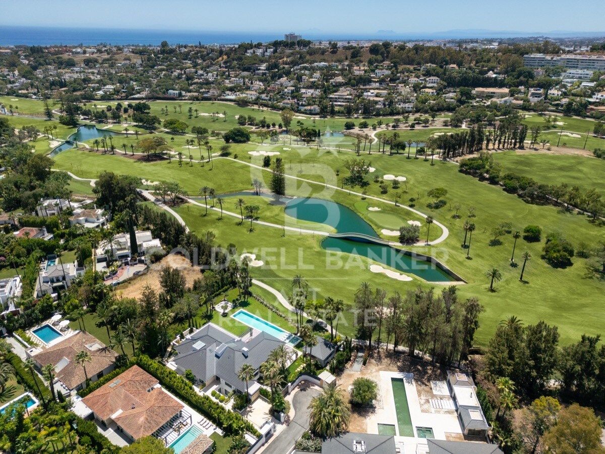 Atemberaubende Villa in erster Golflinie im Herzen von Nueva Andalucía, Marbella