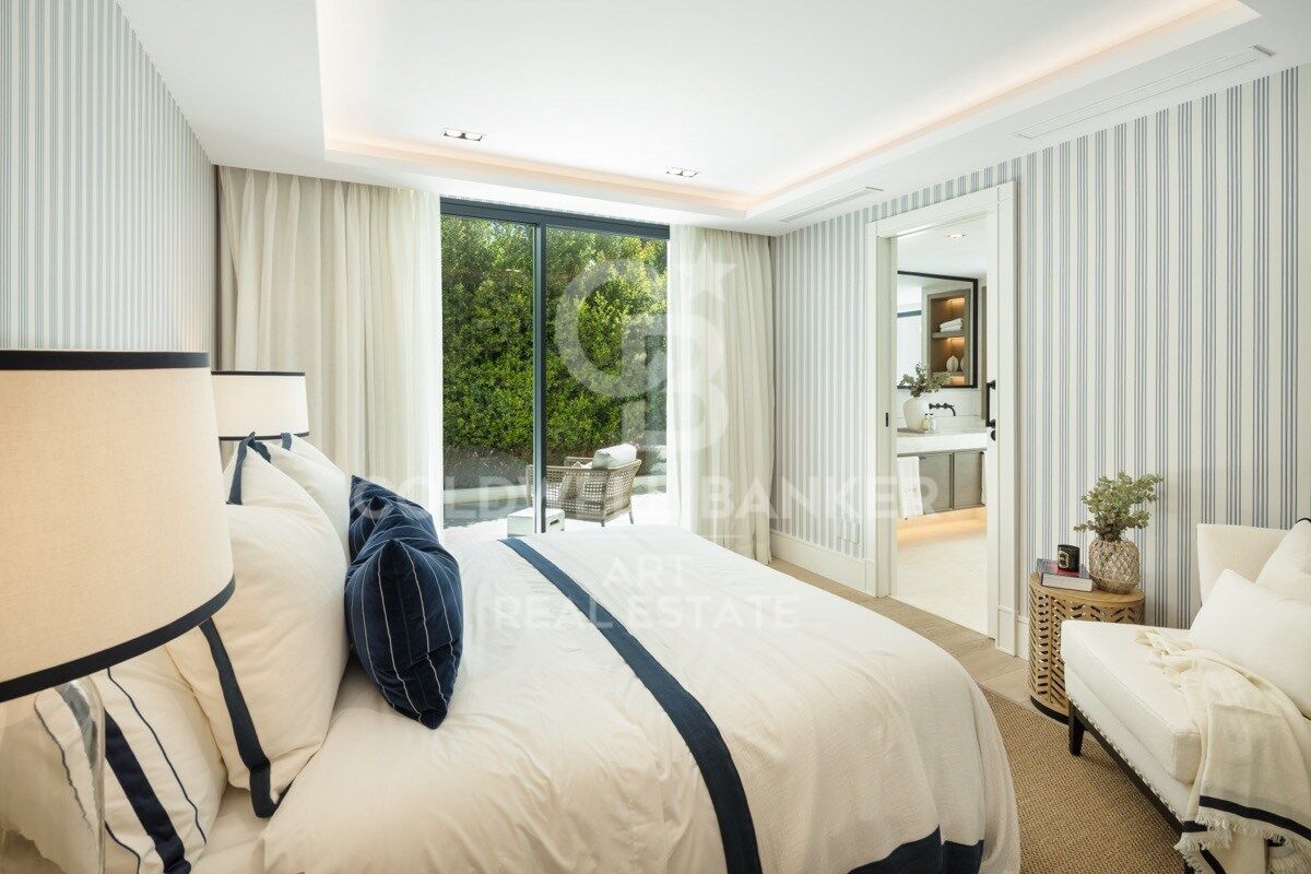 Superbe villa de golf en première ligne au cur de Nueva Andalucía, Marbella