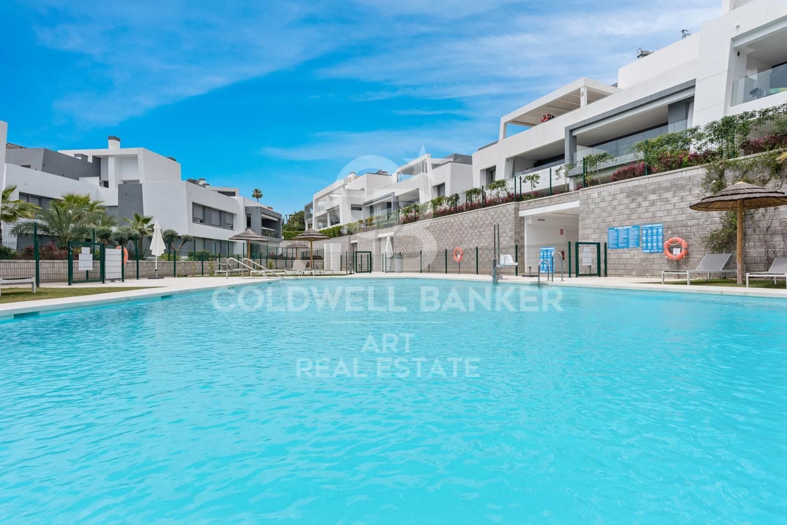 Modern & spacious penthouse in Vanian Green Village - Urb. Selwo, Estepona