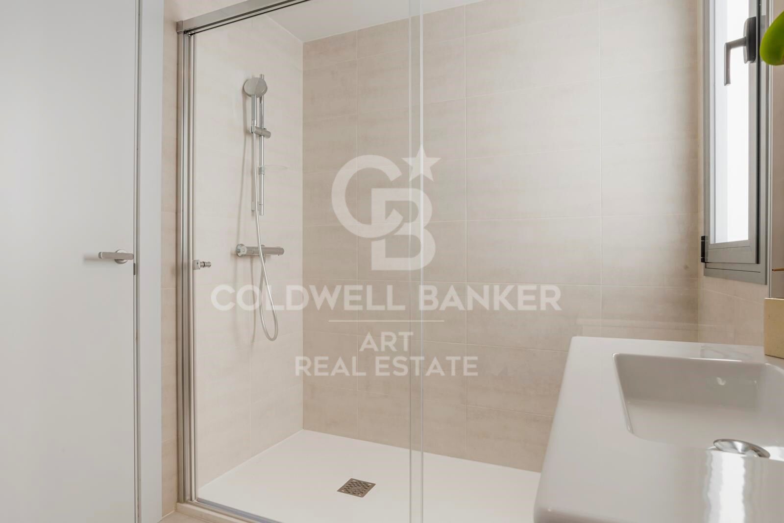 Modern & spacious penthouse in Vanian Green Village - Urb. Selwo, Estepona