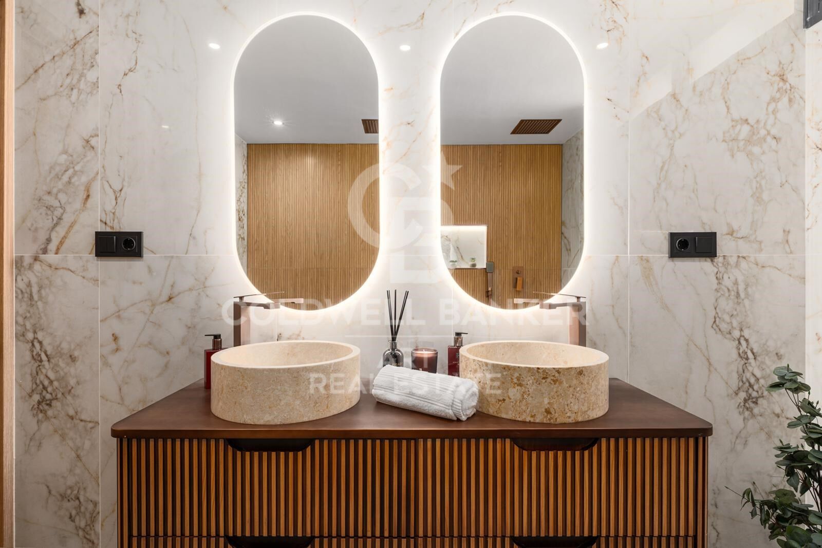 Stylish duplex penthouse in Atalaya de Río Verde, Nueva Andalucía, Marbella