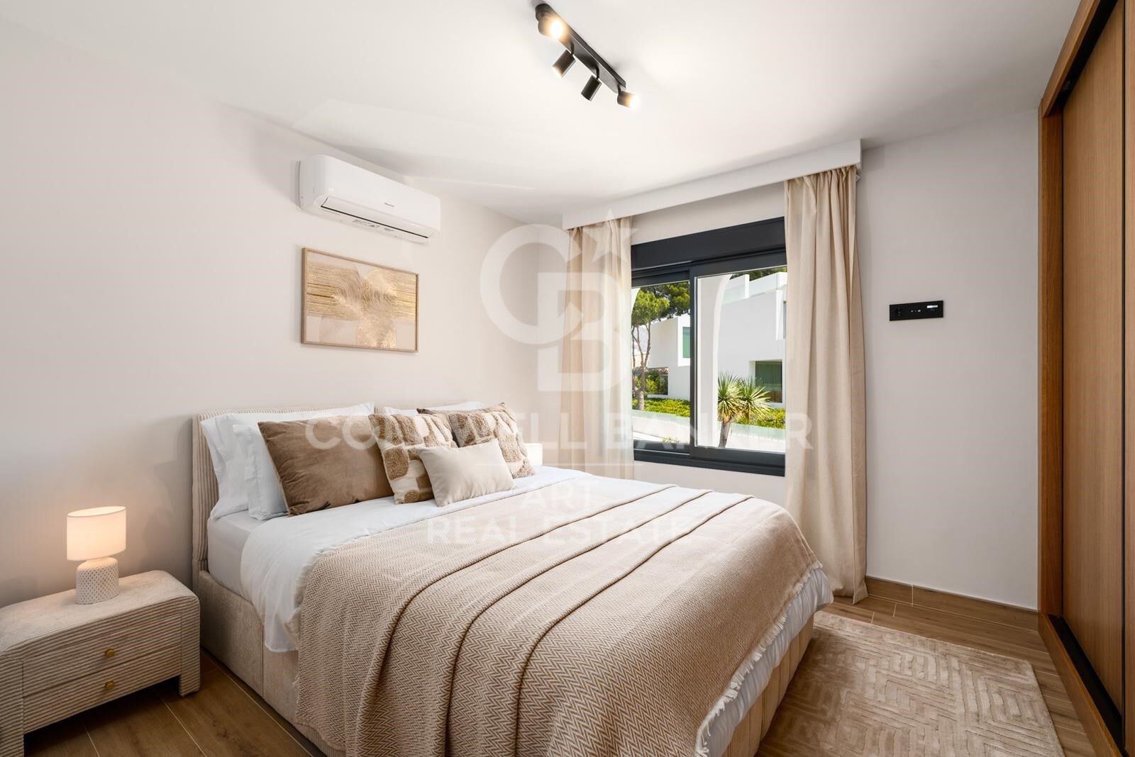 Ático dúplex estiloso en Atalaya de Río Verde, Nueva Andalucía, Marbella