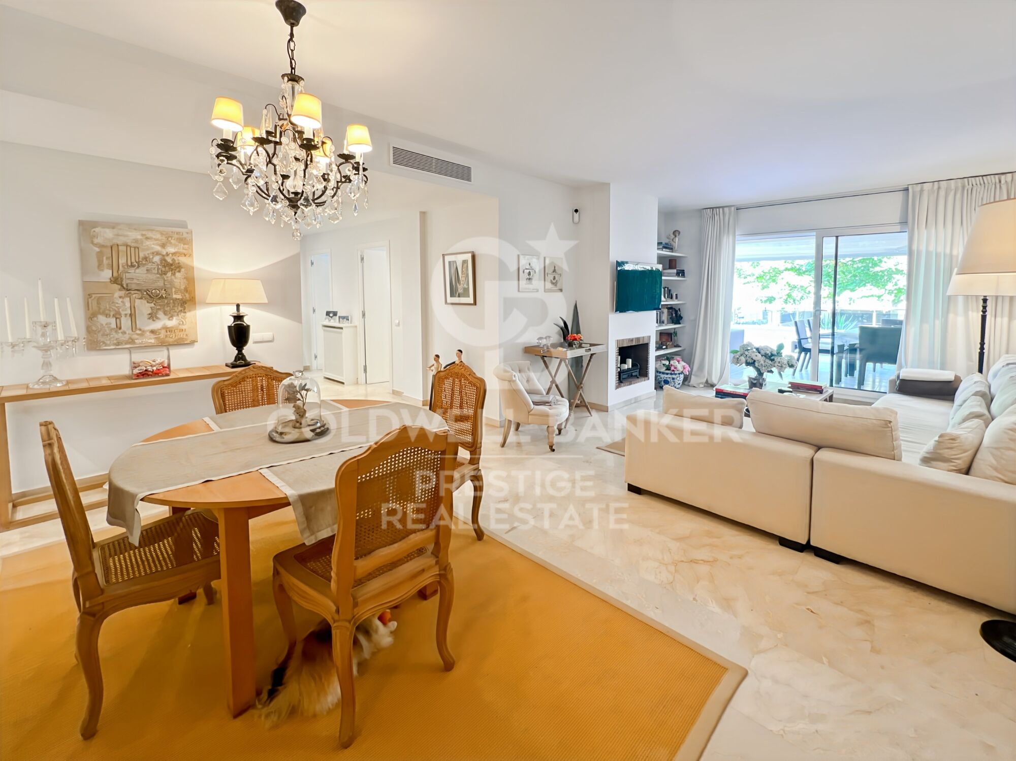 Renovated Apartment with Terrace and Parking in El Vinyet, Sitges