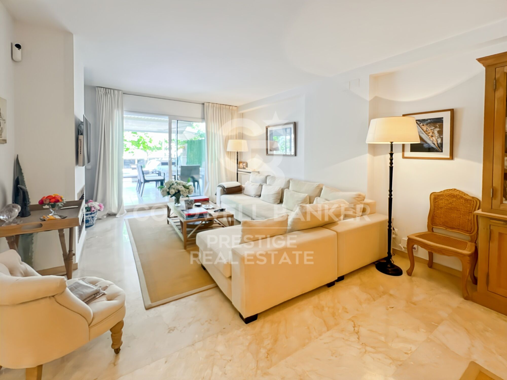 Appartement rénové avec terrasse et parking à El Vinyet, Sitges