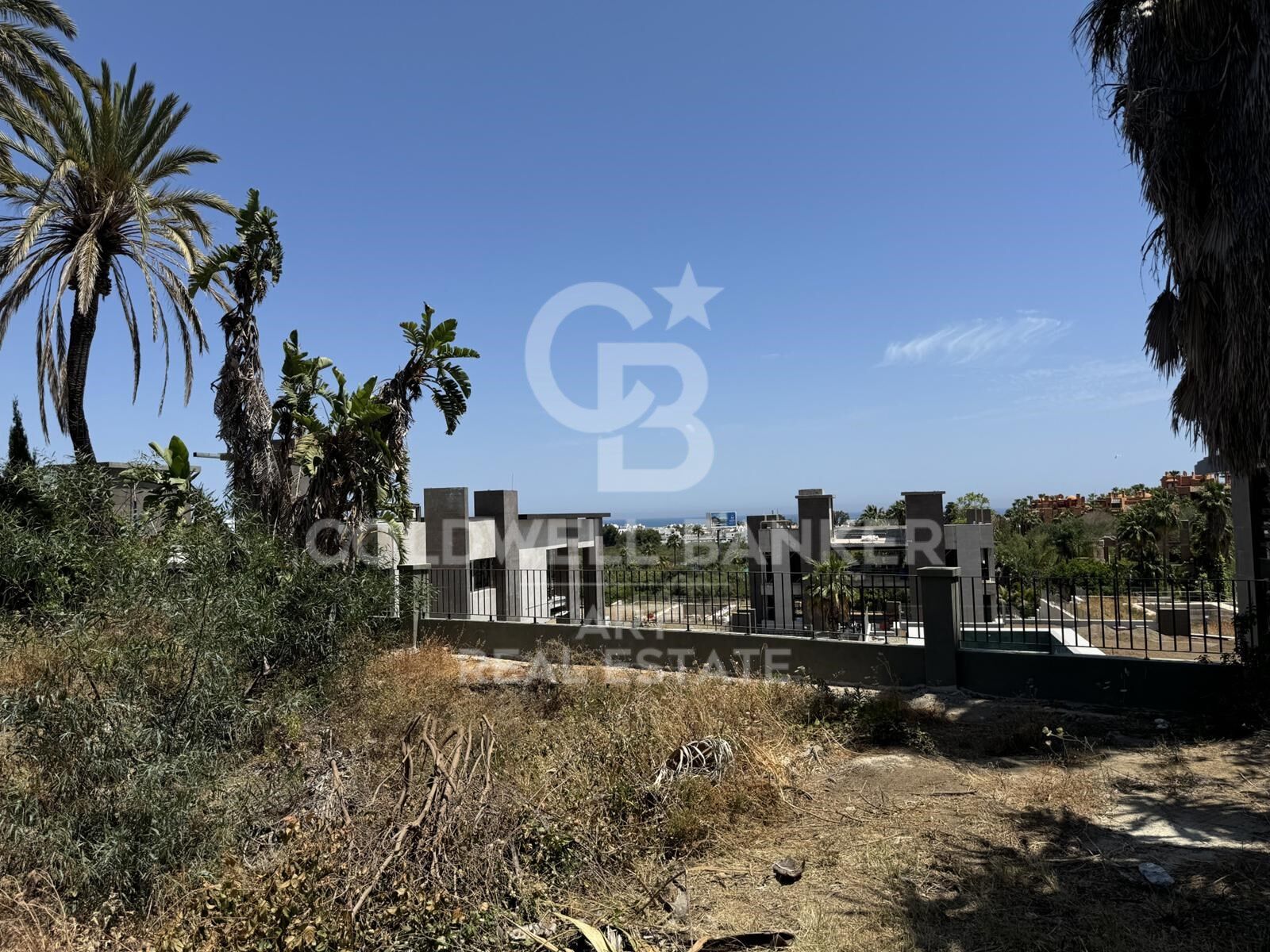 Last large plot in prestigious Atalaya de Río Verde, Nueva Andalucía, Marbella