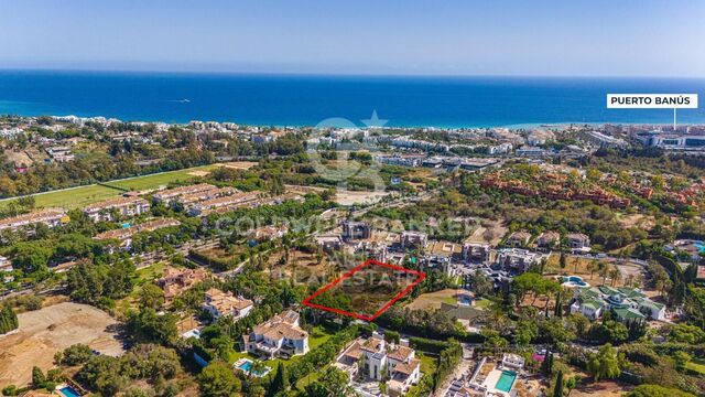 Last large plot in prestigious Atalaya de Río Verde, Nueva Andalucía, Marbella