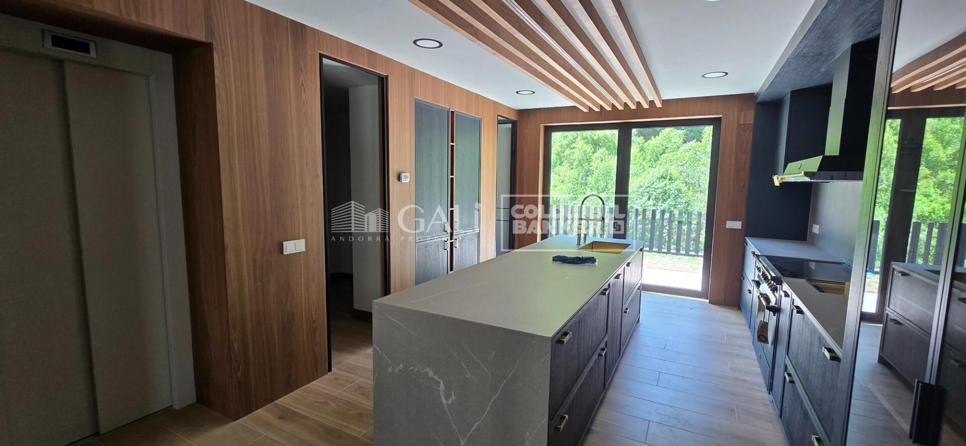 Town House 4 Bedrooms Sale La Massana