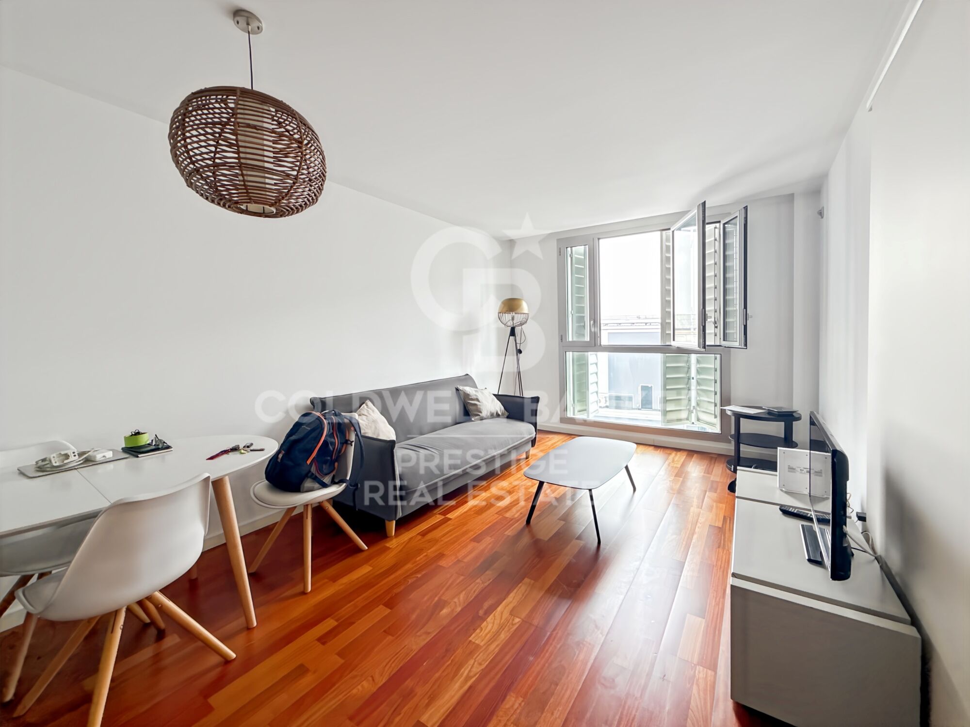 Renovierte und helle Wohnung zum Verkauf in der Barceloneta