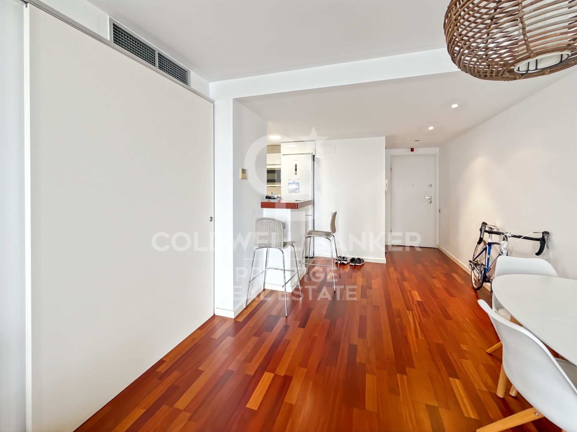 Renovierte und helle Wohnung zum Verkauf in der Barceloneta