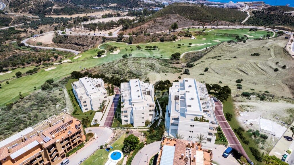 Residential complex of apartments and penthouses with golf course views in Mijas Costa