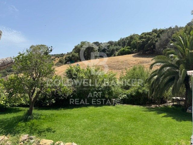 Charming finca with panoramic views in tranquil Casares