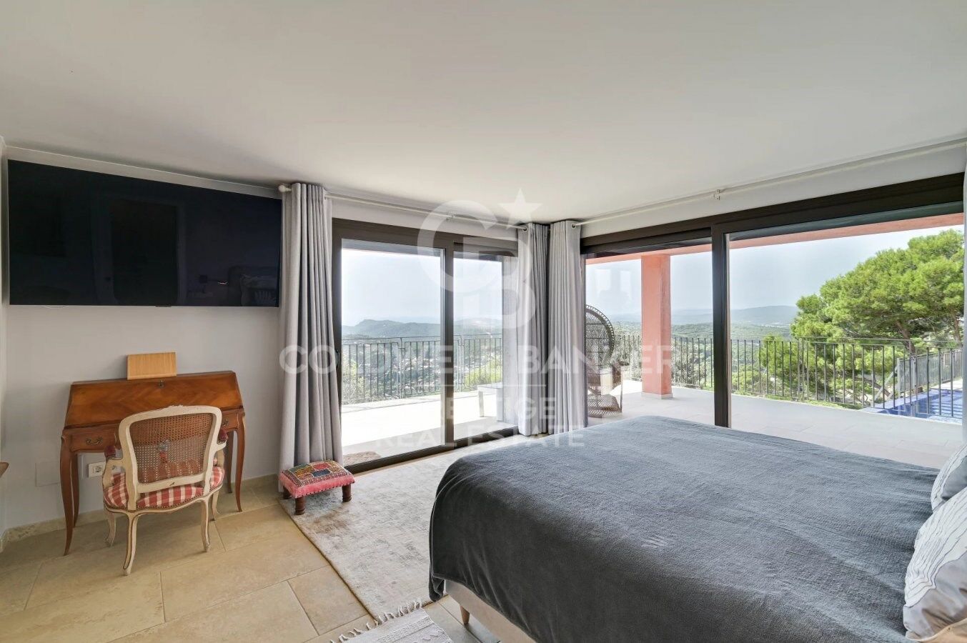 Luxury villa with panoramic sea views in Aiguablava