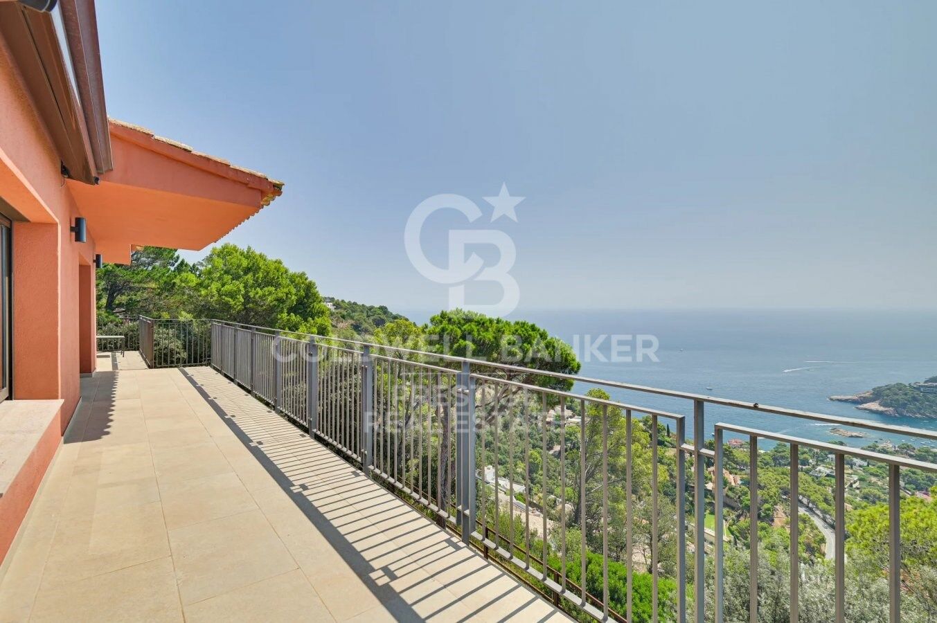Luxury villa with panoramic sea views in Aiguablava