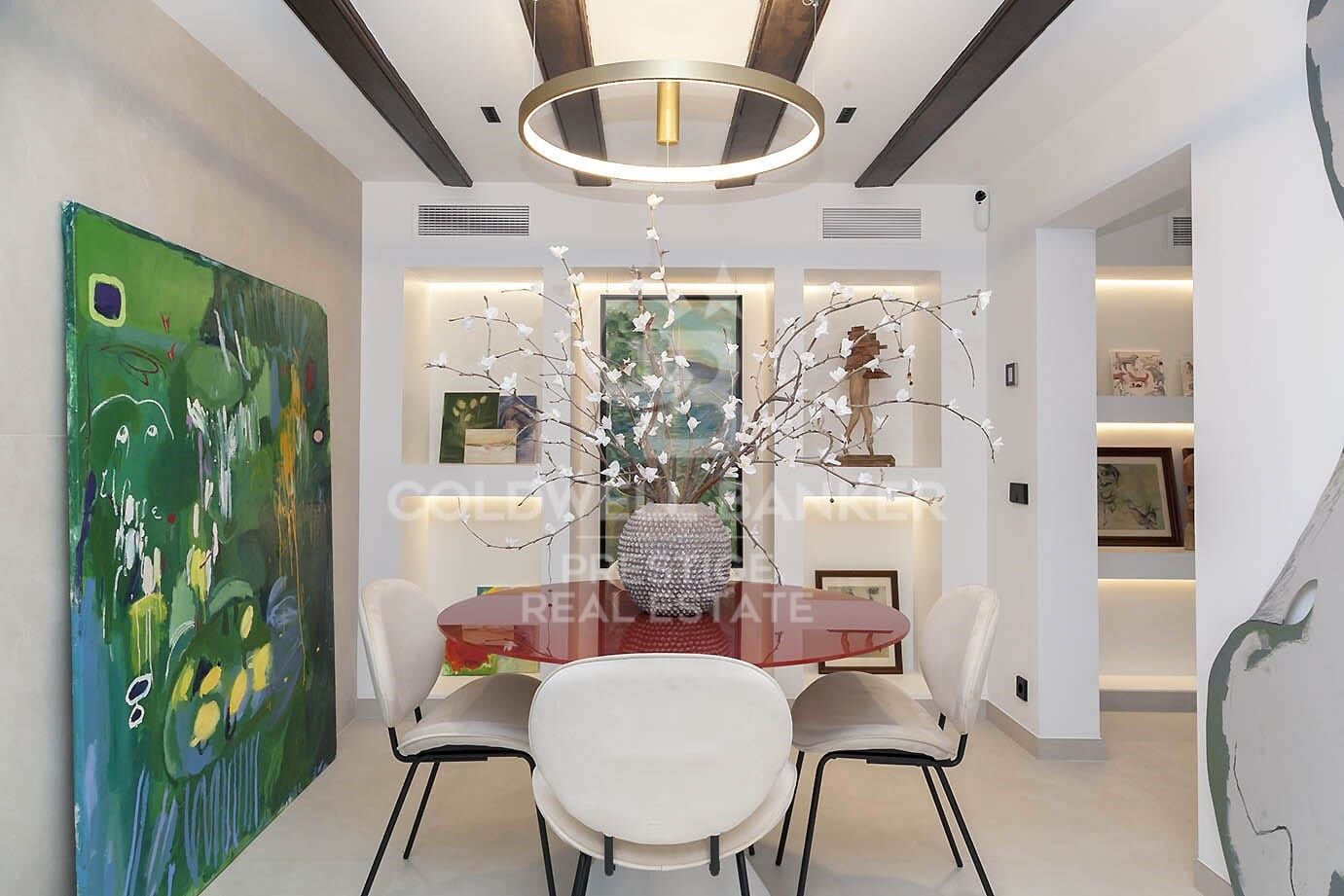 Bright apartment in the Gothic Quarter, Barcelona