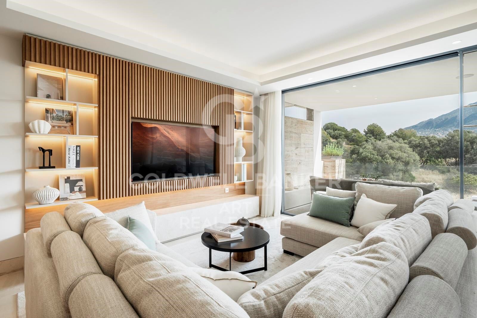 Luxury apartments and penthouses near Marbella's Golden Mile