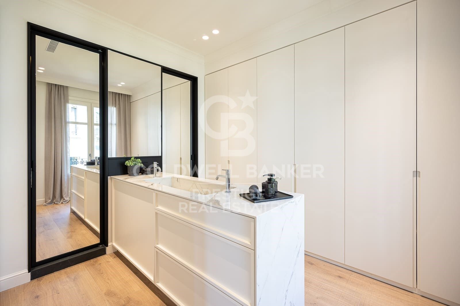Appartement rénové dans le Carré d'Or, Eixample Derecho