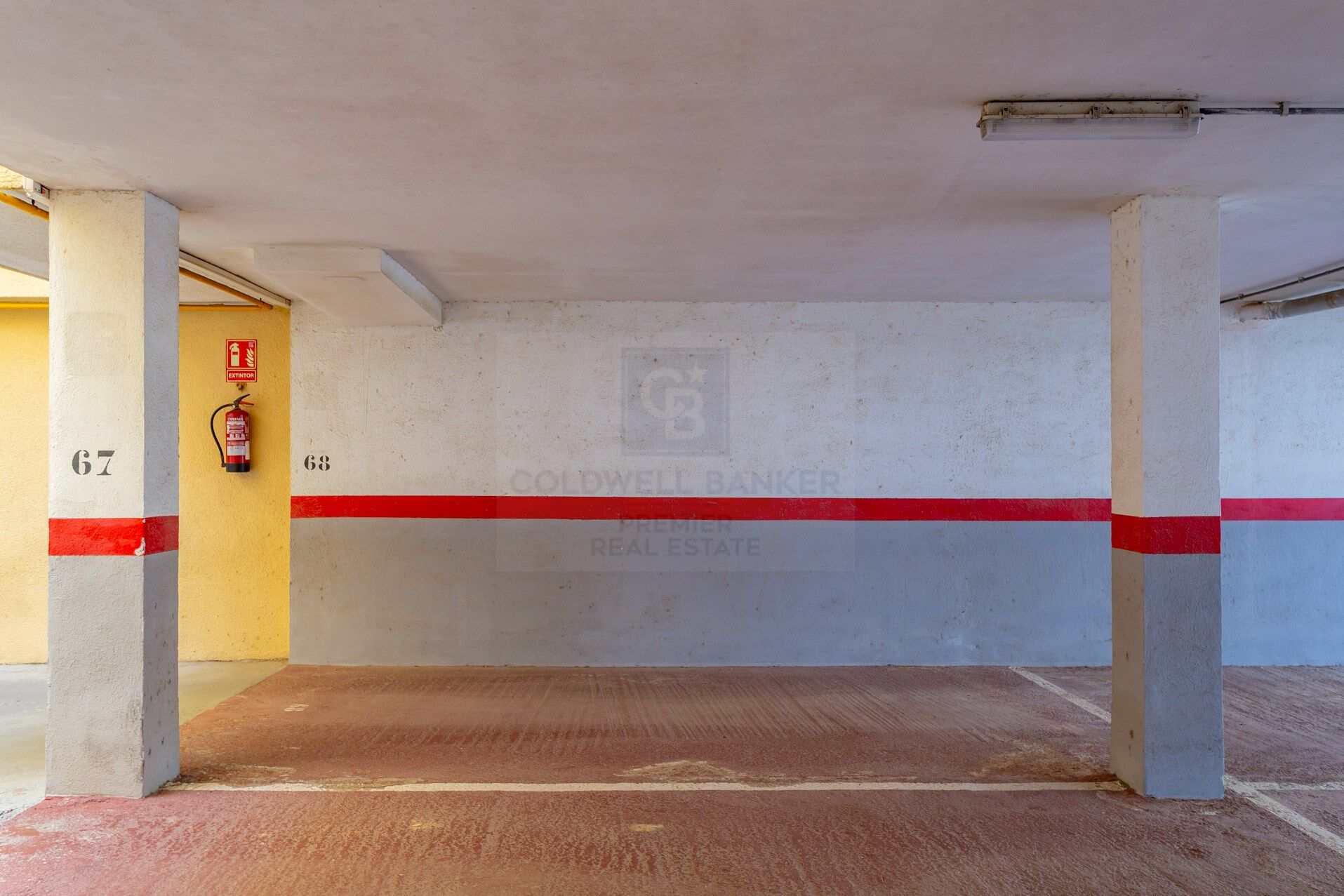 Frontline apartment with terrace in Vilafortuny