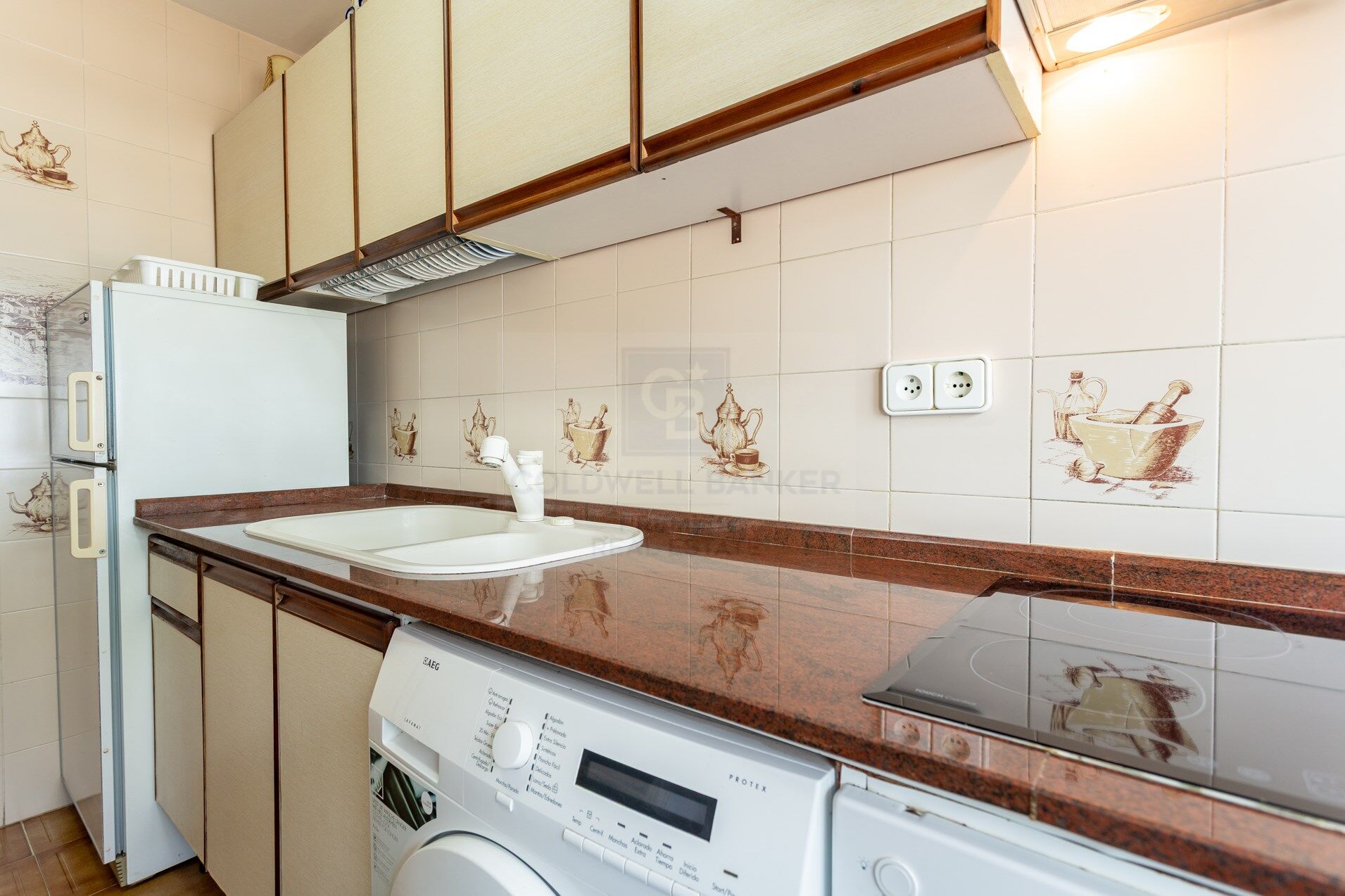 Frontline apartment with terrace in Vilafortuny