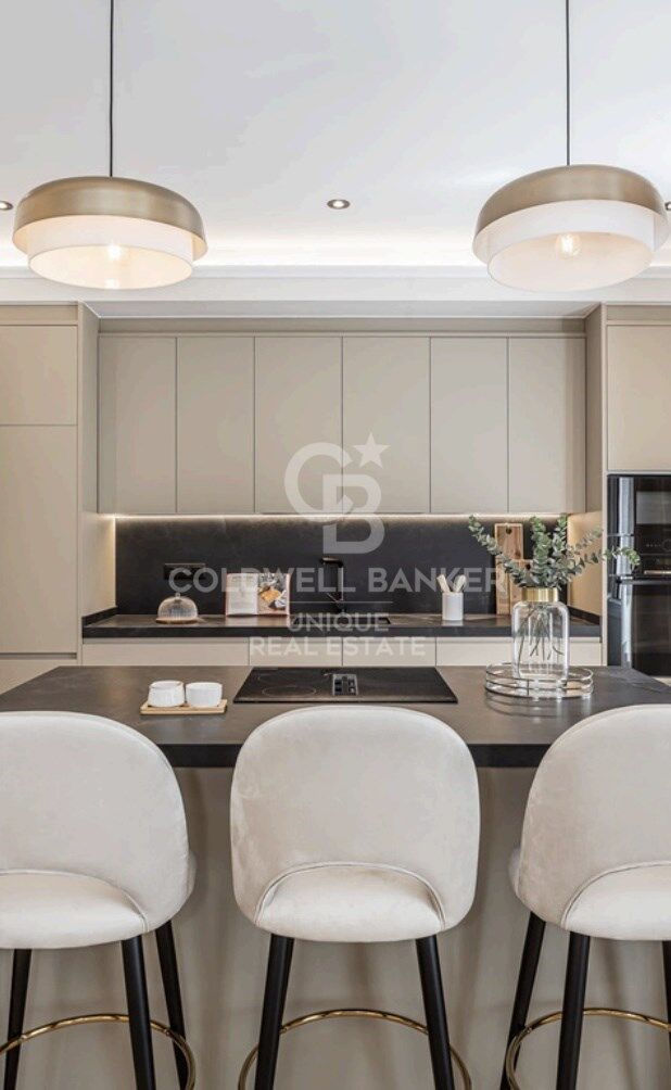 Elegance and Comfort with Terrace and Pool in Chamartín