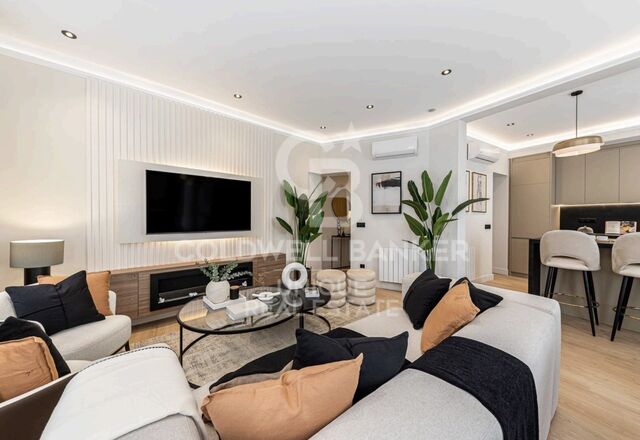 Elegance and Comfort with Terrace and Pool in Chamartín