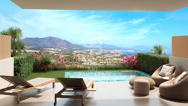 Moderne mediterrane Stadthäuser mit Meerblick in Manilva