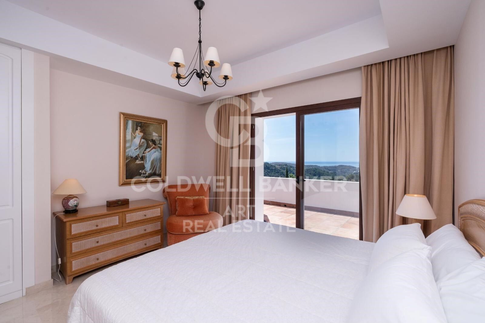 Wunderschöne freistehende Villa mit Panoramablick auf Meer und Berge, Monte Mayor, Benahavís