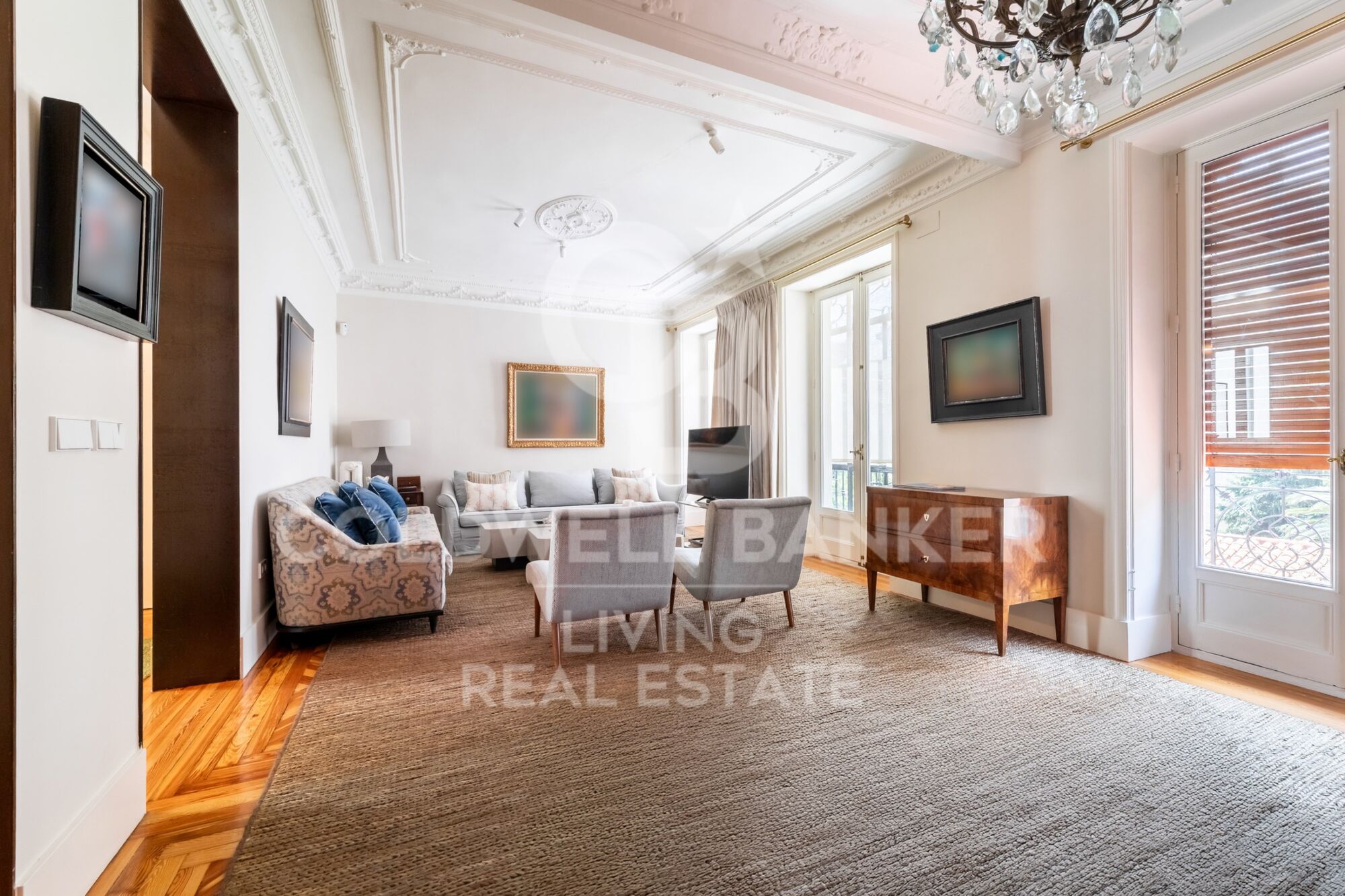 Flat 5 Bedrooms Sale Madrid