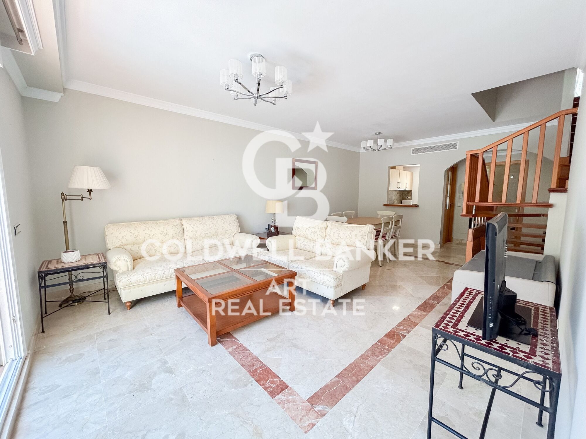 Superbe appartement 2 chambres avec solarium ensoleillé à El Campanario