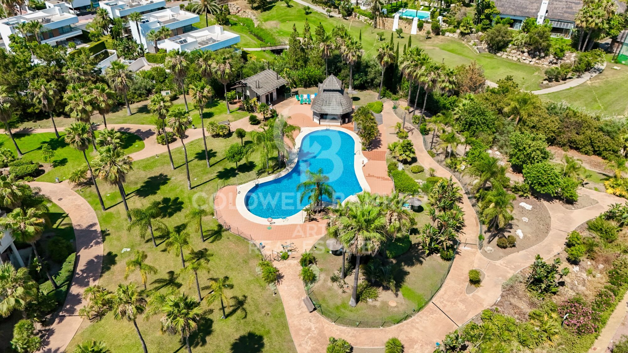 Superbe appartement 2 chambres avec solarium ensoleillé à El Campanario
