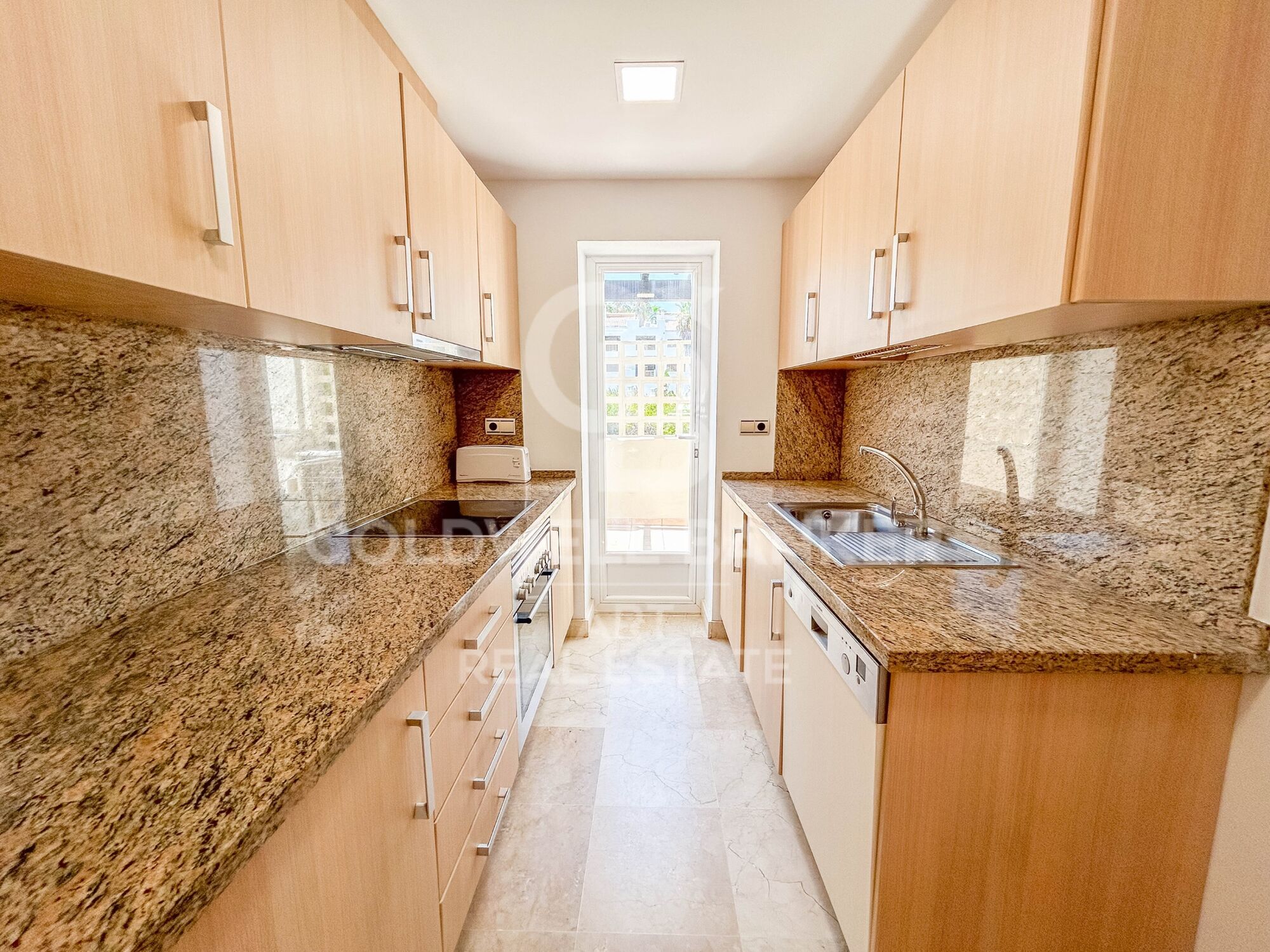 Superbe appartement 2 chambres avec solarium ensoleillé à El Campanario