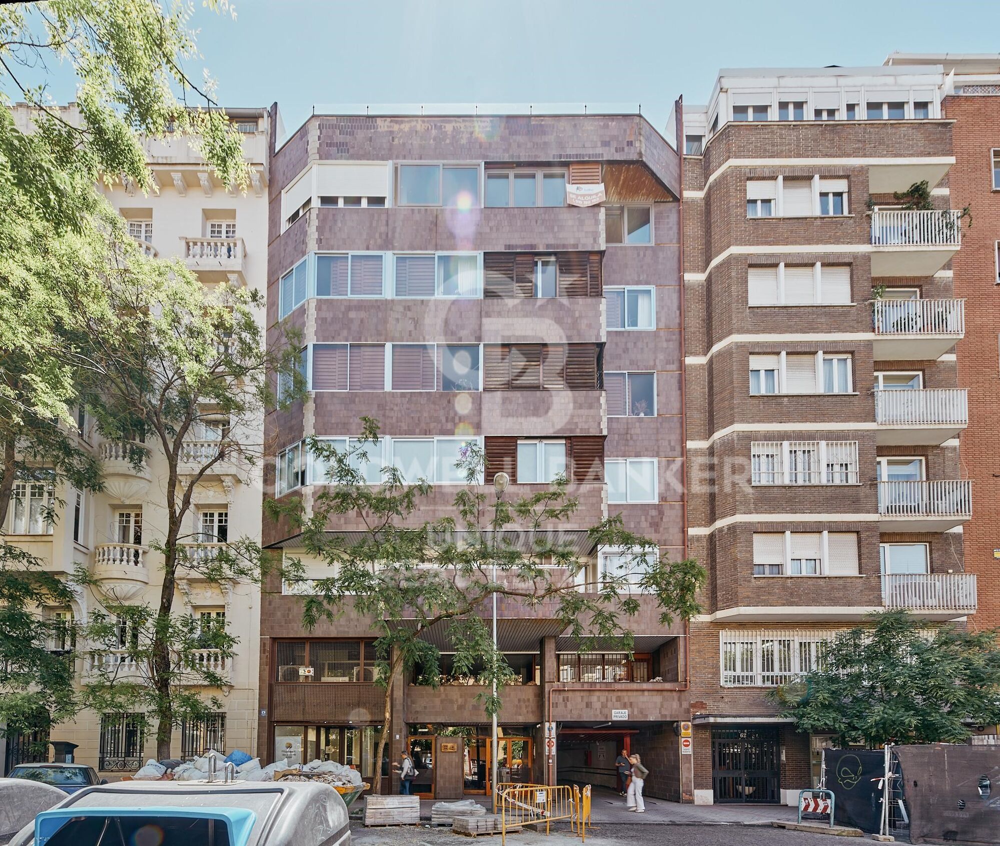 Renovated 2-bedroom apartment with pool in Lista, Madrid