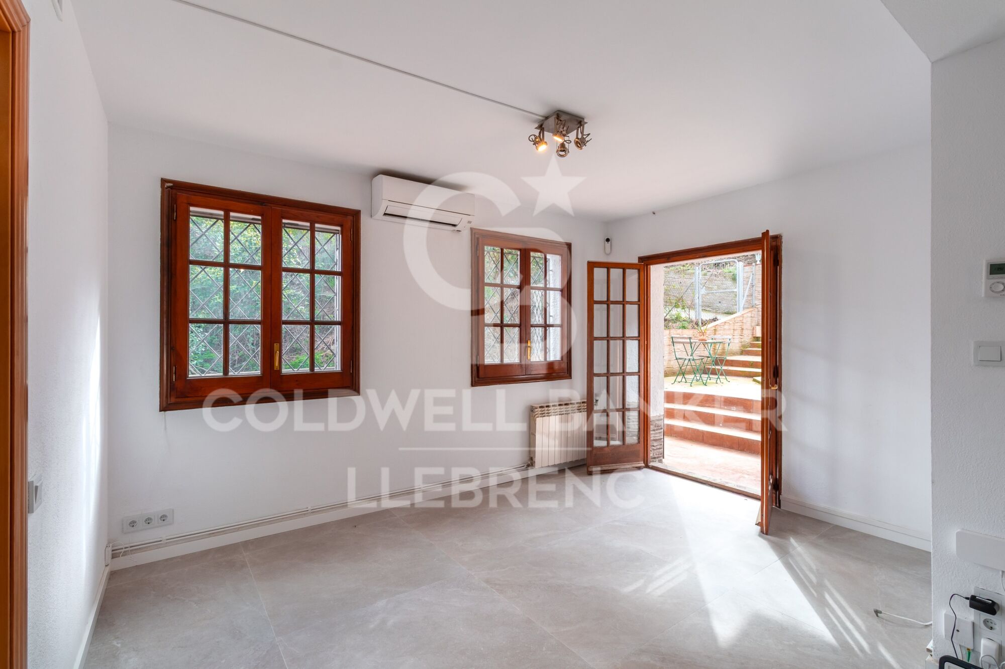 Duplex récemment rénové à louer sur la route de Sarria à Vallvidrera
