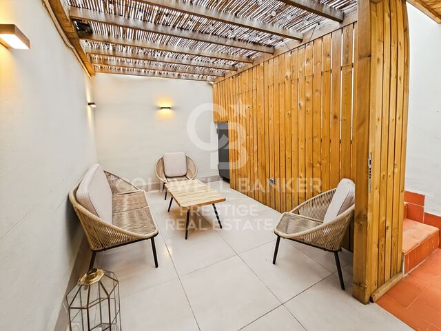 Penthouse for sale with terrace in L'Eixample, Barcelona