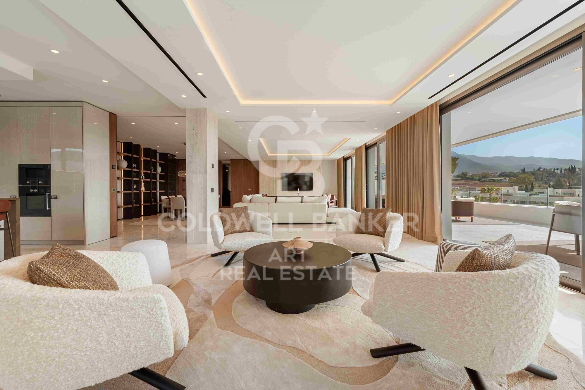 Obra maestra de lujo contemporáneo con vistas panorámicas, Milla de Oro, Marbella