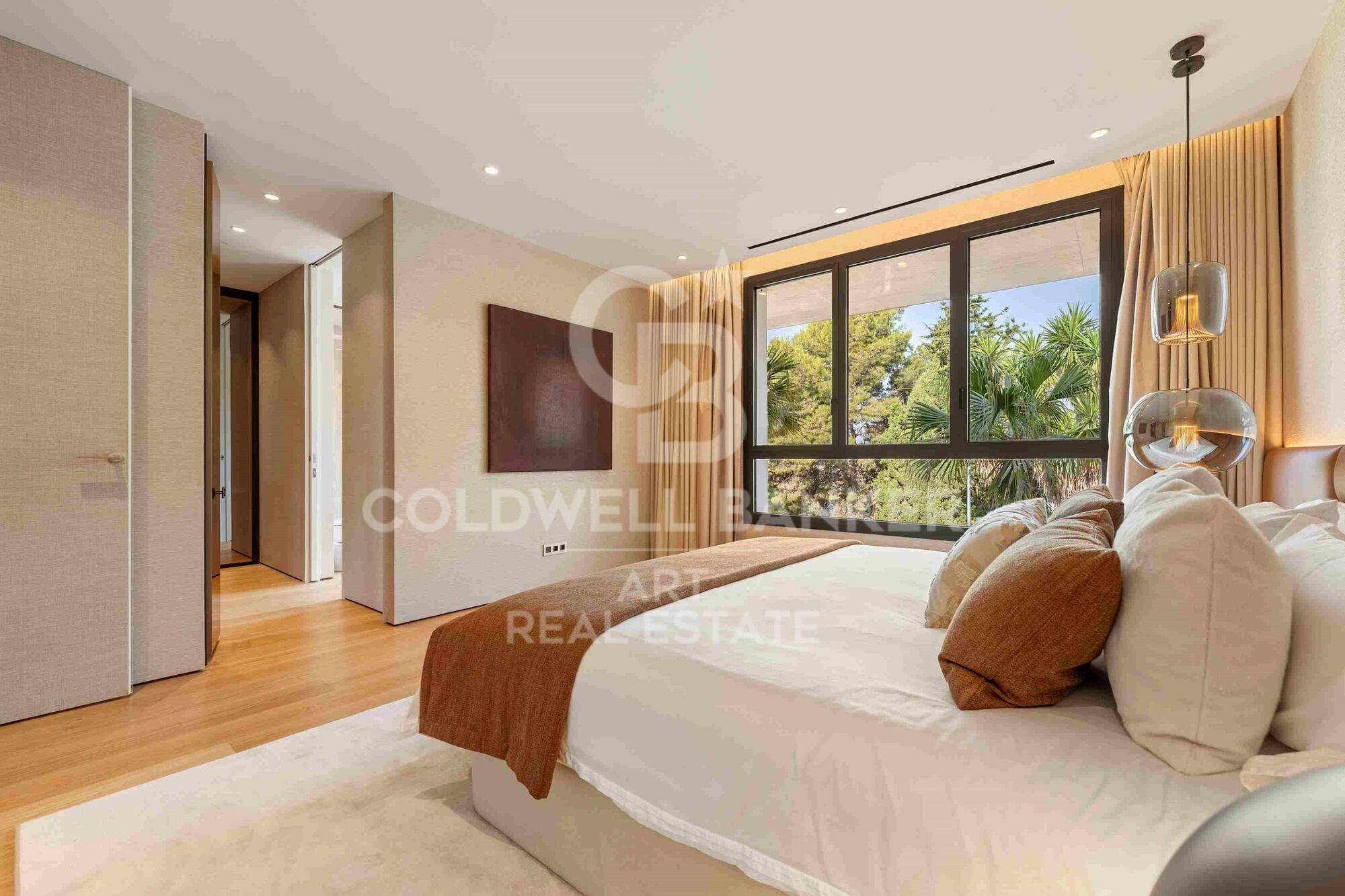 Obra maestra de lujo contemporáneo con vistas panorámicas, Milla de Oro, Marbella