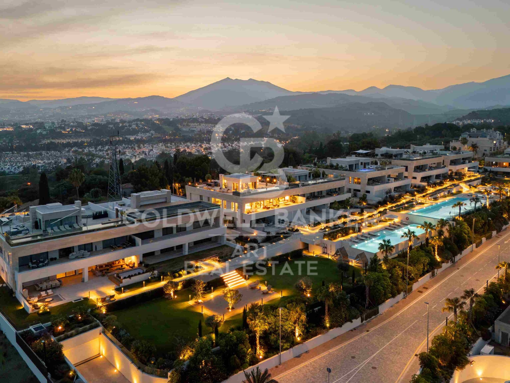 Zeitgenössisches Luxus-Meisterwerk mit Panoramablick, Goldene Meile, Marbella