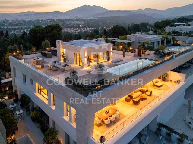 Zeitgenössisches Luxus-Meisterwerk mit Panoramablick, Goldene Meile, Marbella
