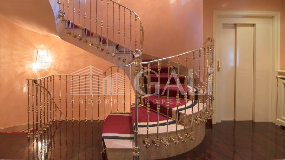 Villa 5 Bedrooms Sale Andorra la Vella