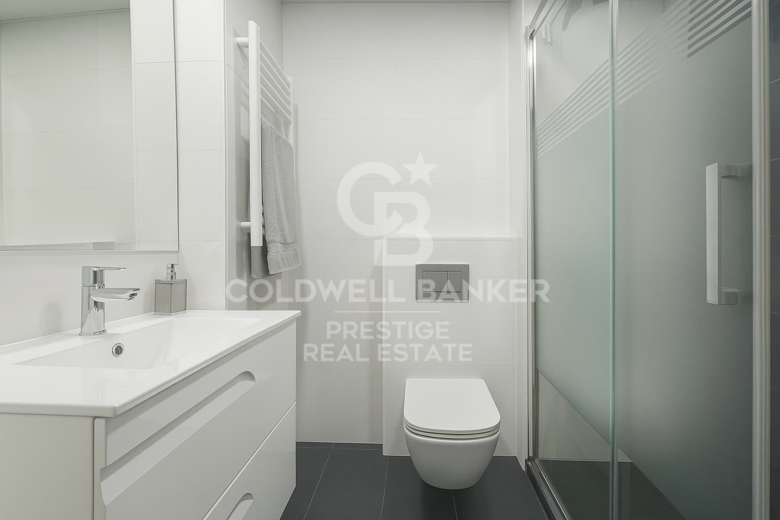 Apartment in Poblenou with terrace, 10 minutes from the sea,Barcelona