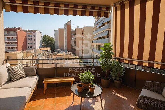 Piso en Poblenou con terraza a 10 minutos del mar,Barcelona