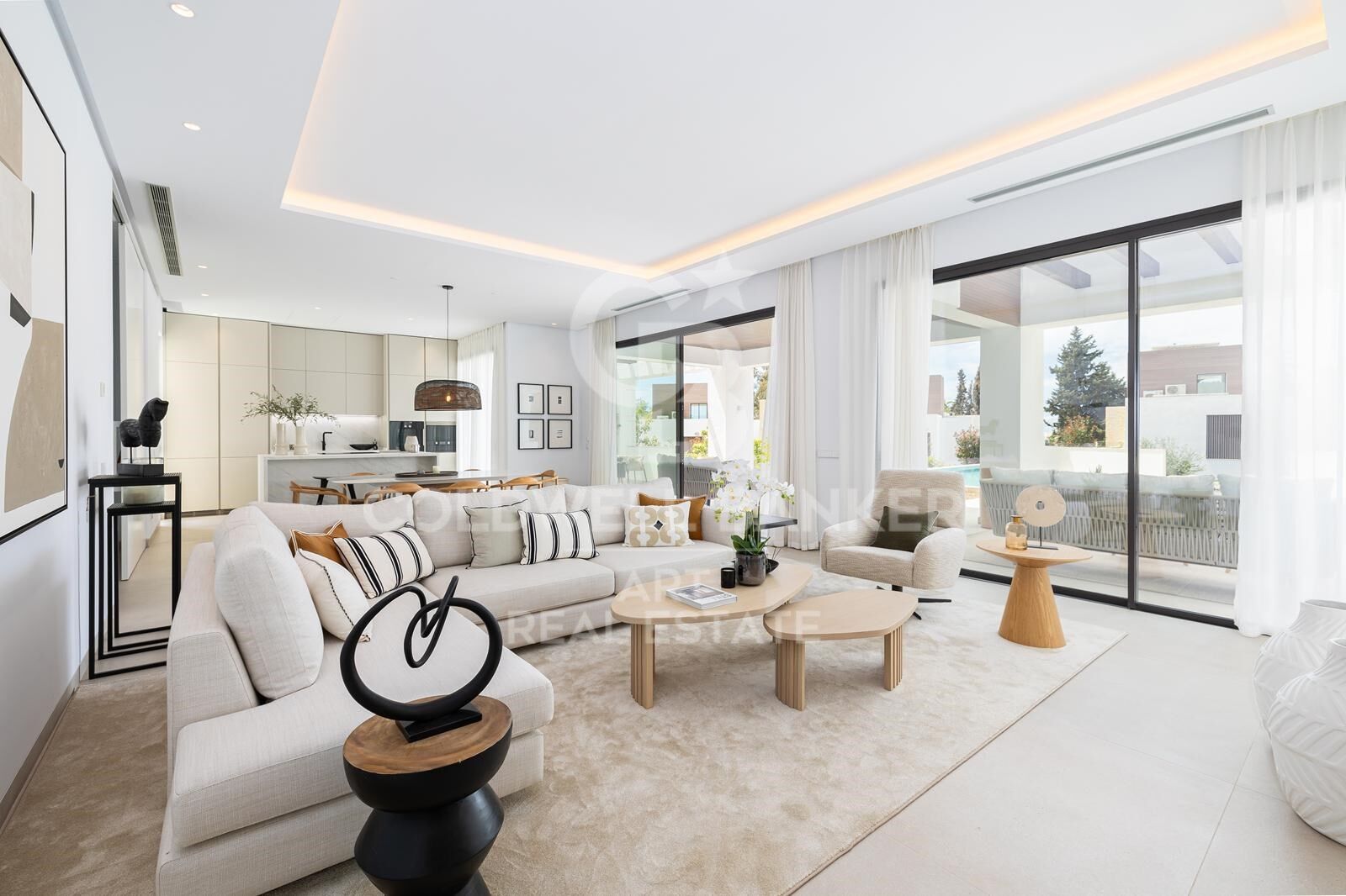 Villa de luxe moderne sur la Mille d'Or de Marbella
